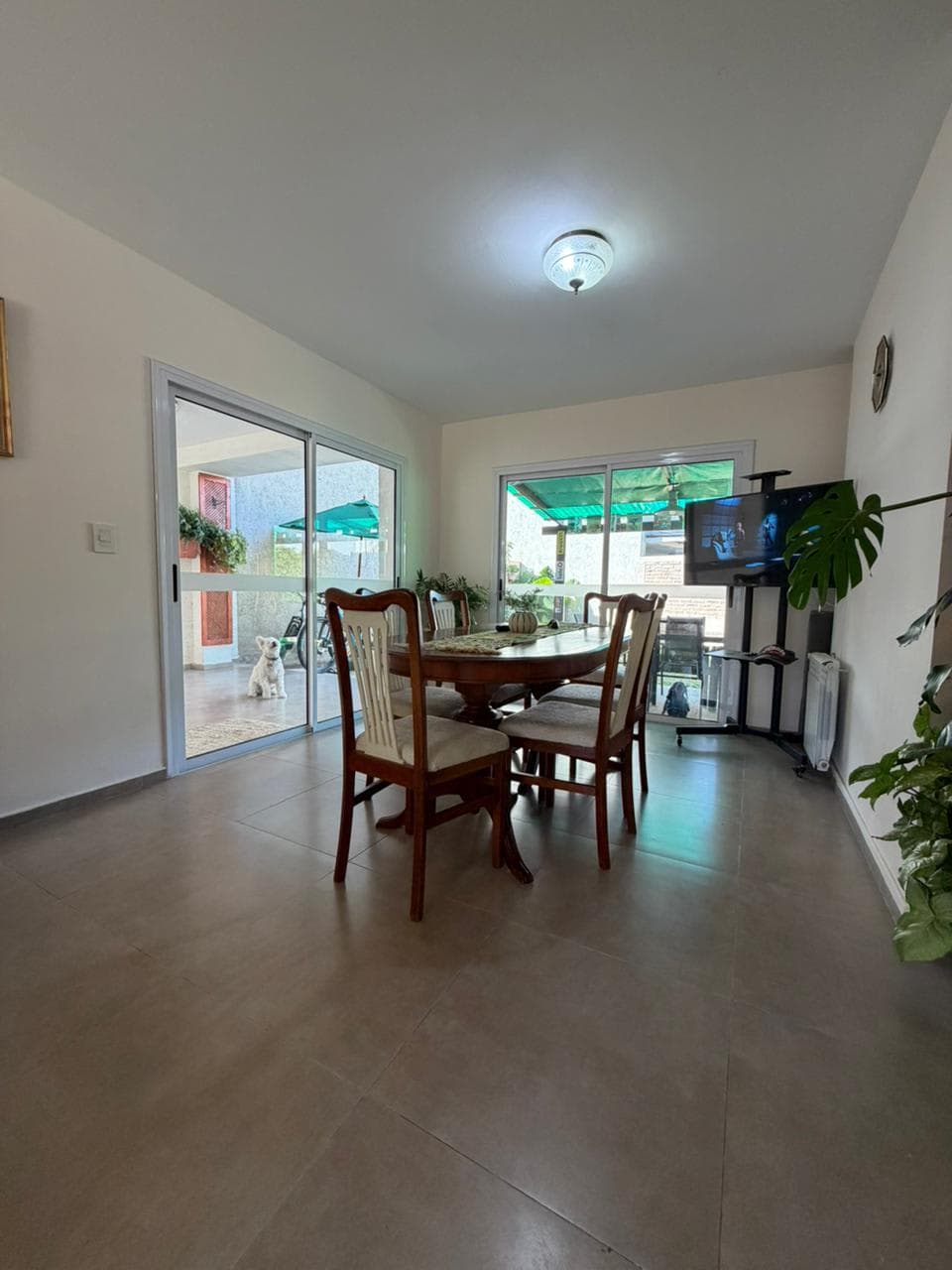 EXCELENTE DUPLEX EN ALQUILER EN ALTOS DE MANANTIALES - foto 3