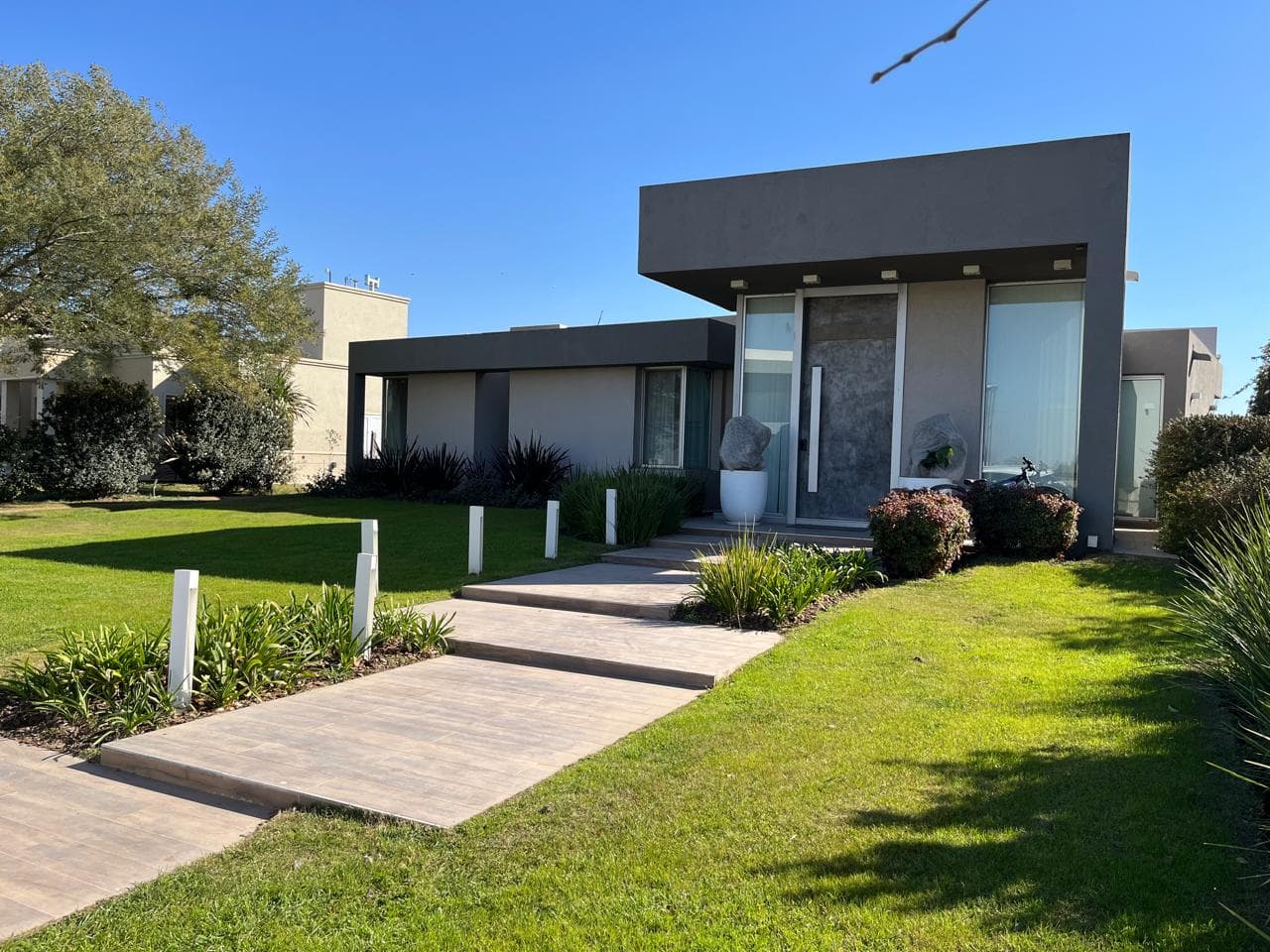 LA CASCADA COUNTRY GOLF INCRÍBLE CASA EN VENTA - foto 2