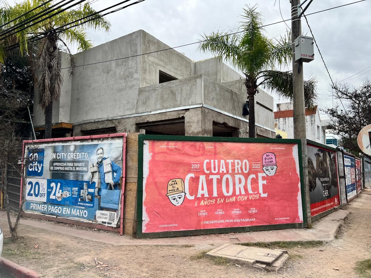 LOCALES COMERCIALES FRENTE A CLINICA VELEZ SARSFIELD EN ALQUILER A ESTRENAR B Parque Vélez Sarsfield - foto 12