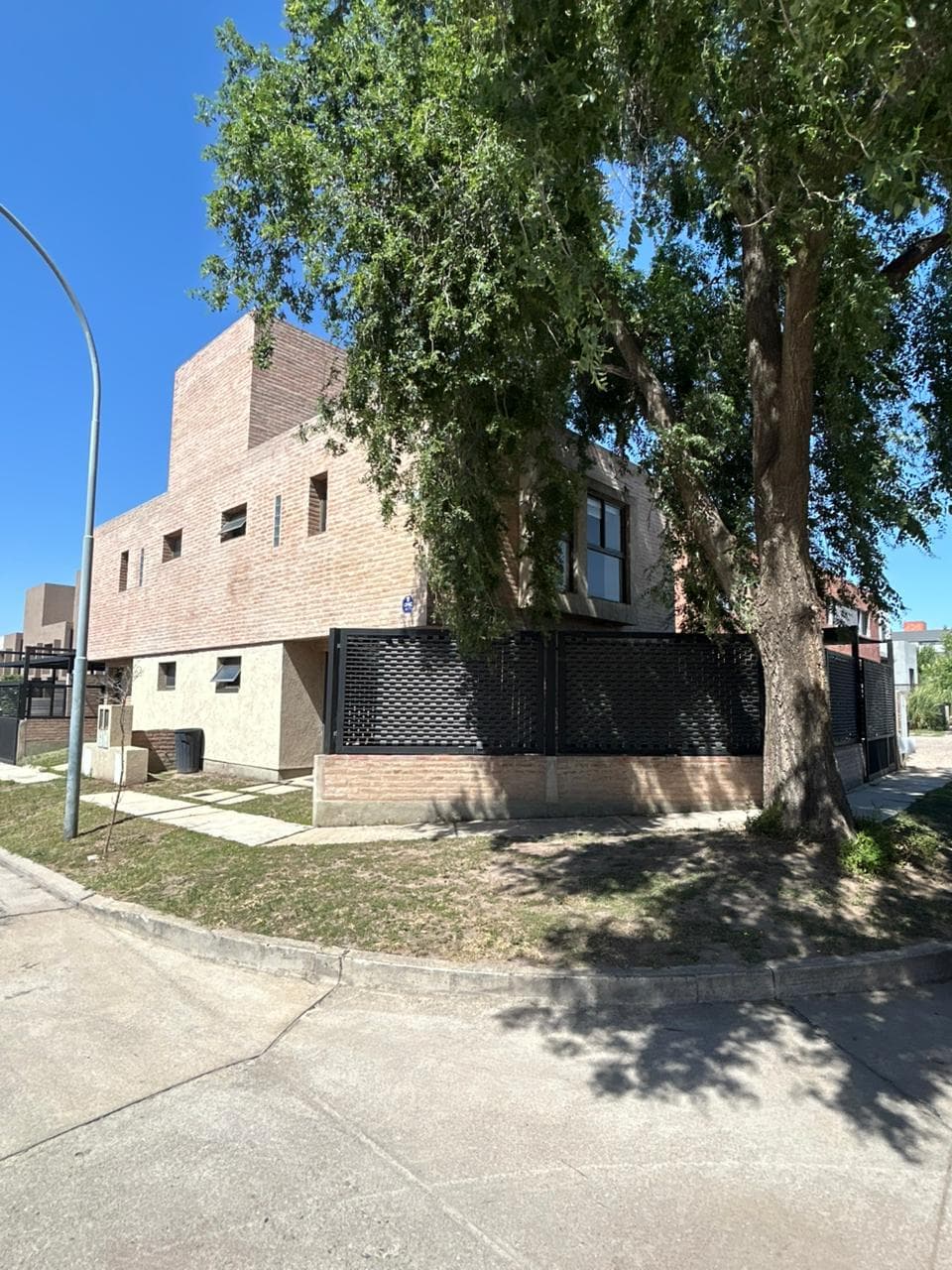 VENDO DUPLEX MIRADORES DE MANANTIALES I EXCELENTE UBICACIÓN - foto 2