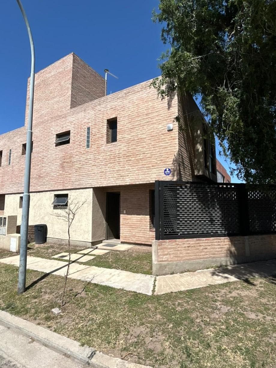 VENDO DUPLEX MIRADORES DE MANANTIALES I EXCELENTE UBICACIÓN - foto 7